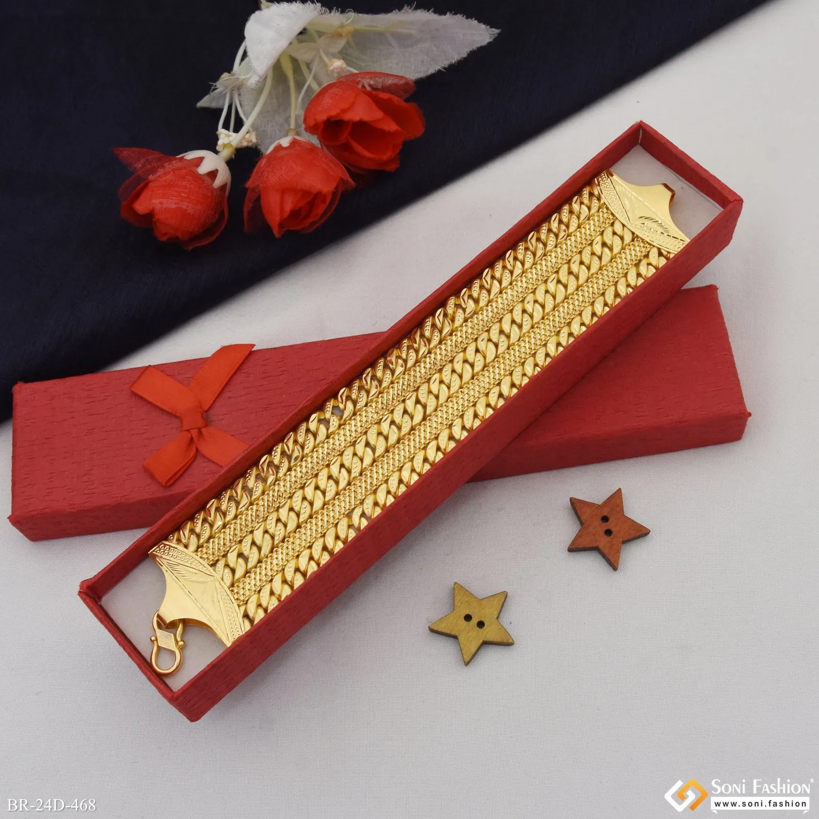 2 In 1 Amazing Design Gold Plated Pokal Bracelet for Men - Style D468