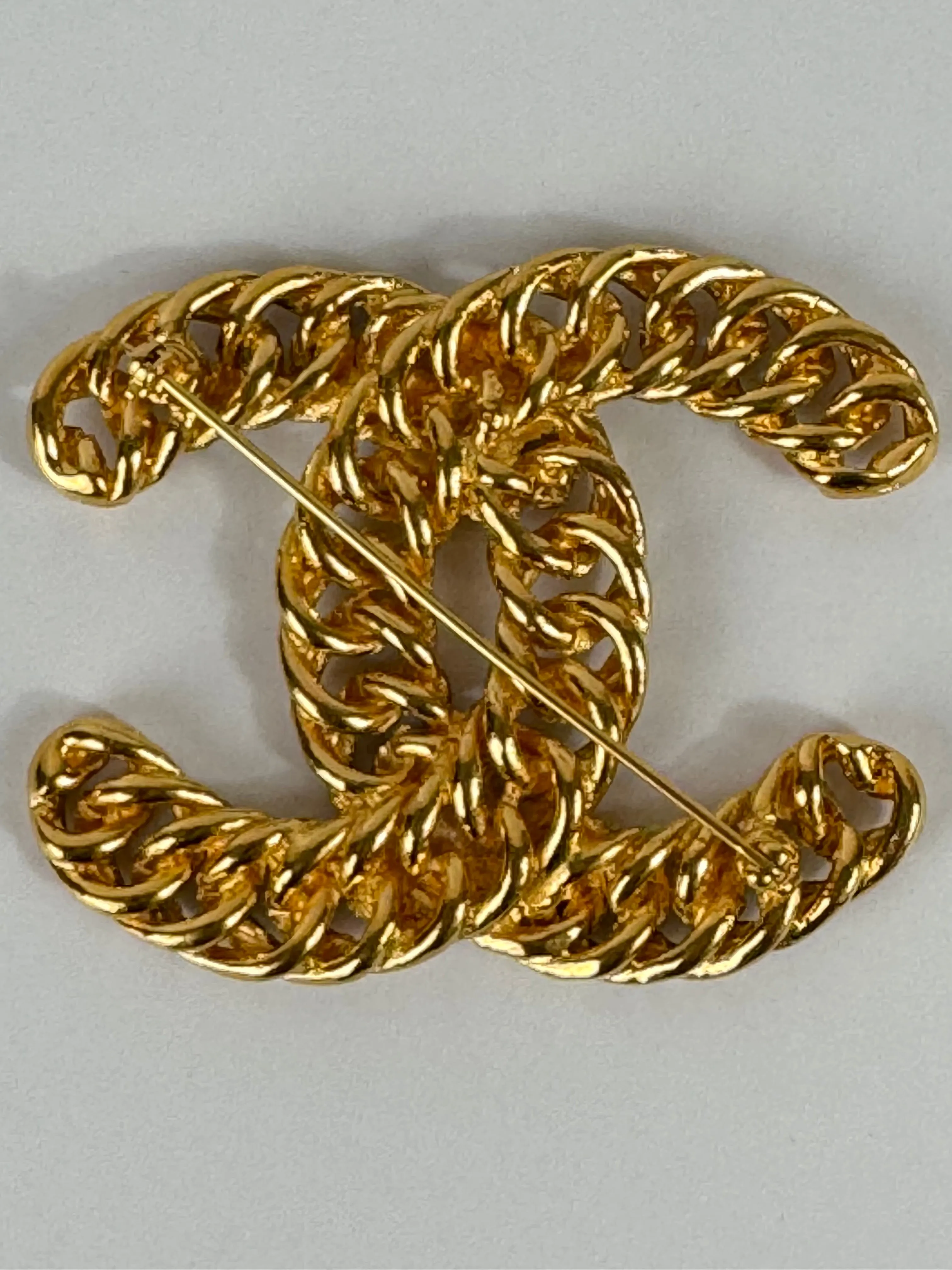 Chanel Vintage Brooch Chain Motif