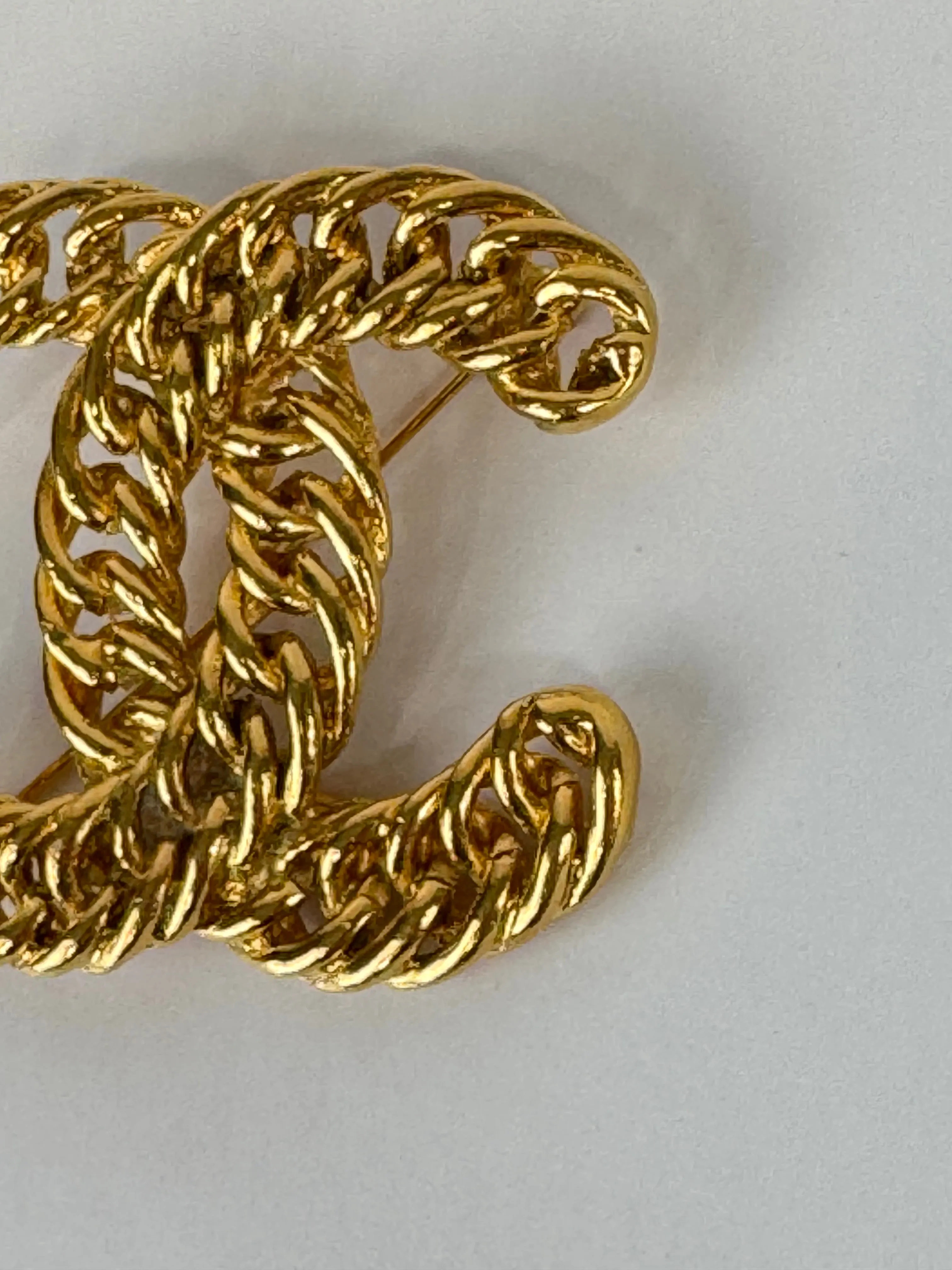 Chanel Vintage Brooch Chain Motif