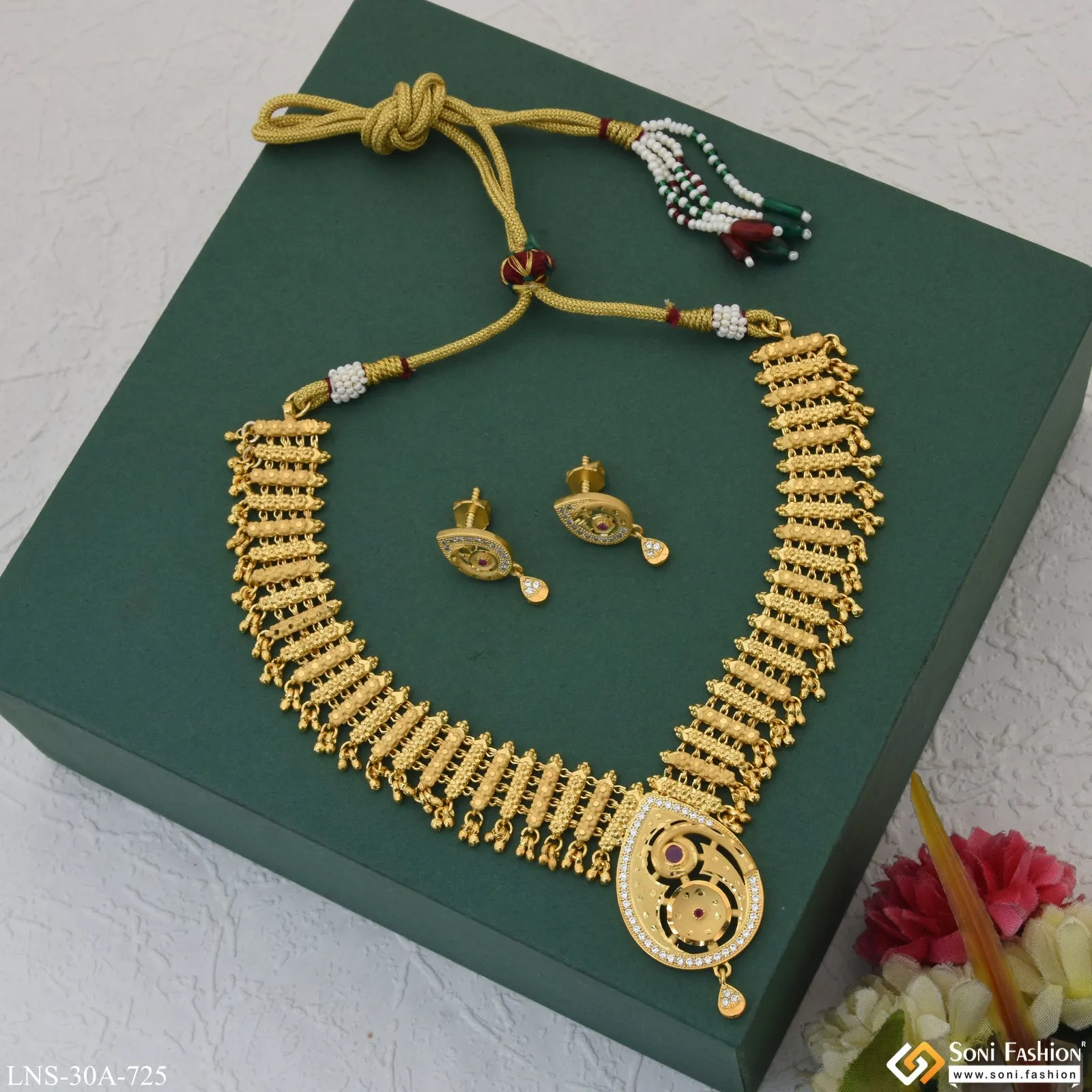 Dazzling Design Unique Design Gold Plated Necklace Set for Women - Style A725