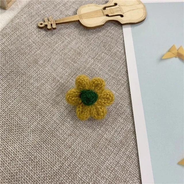 Kawaii Small Flower Brooch