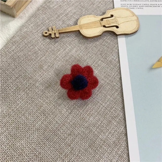 Kawaii Small Flower Brooch