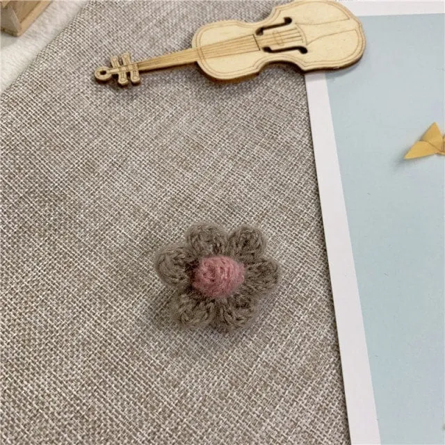 Kawaii Small Flower Brooch