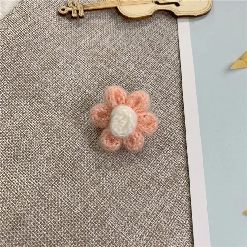 Kawaii Small Flower Brooch