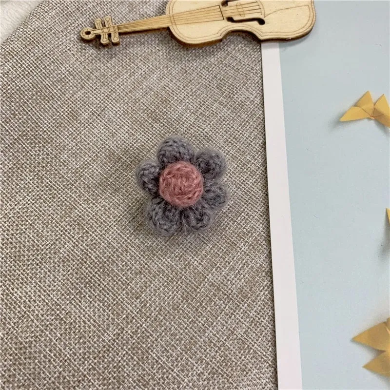 Kawaii Small Flower Brooch