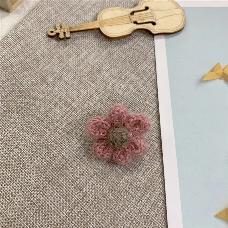 Kawaii Small Flower Brooch