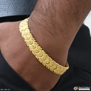 Prominent Design Gold Plated Babhubali Pokal Bracelet for Men - Style D431