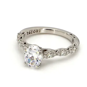 Tacori Petite Crescent Oval Solitaire