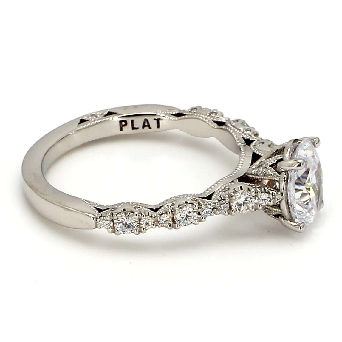 Tacori Petite Crescent Oval Solitaire